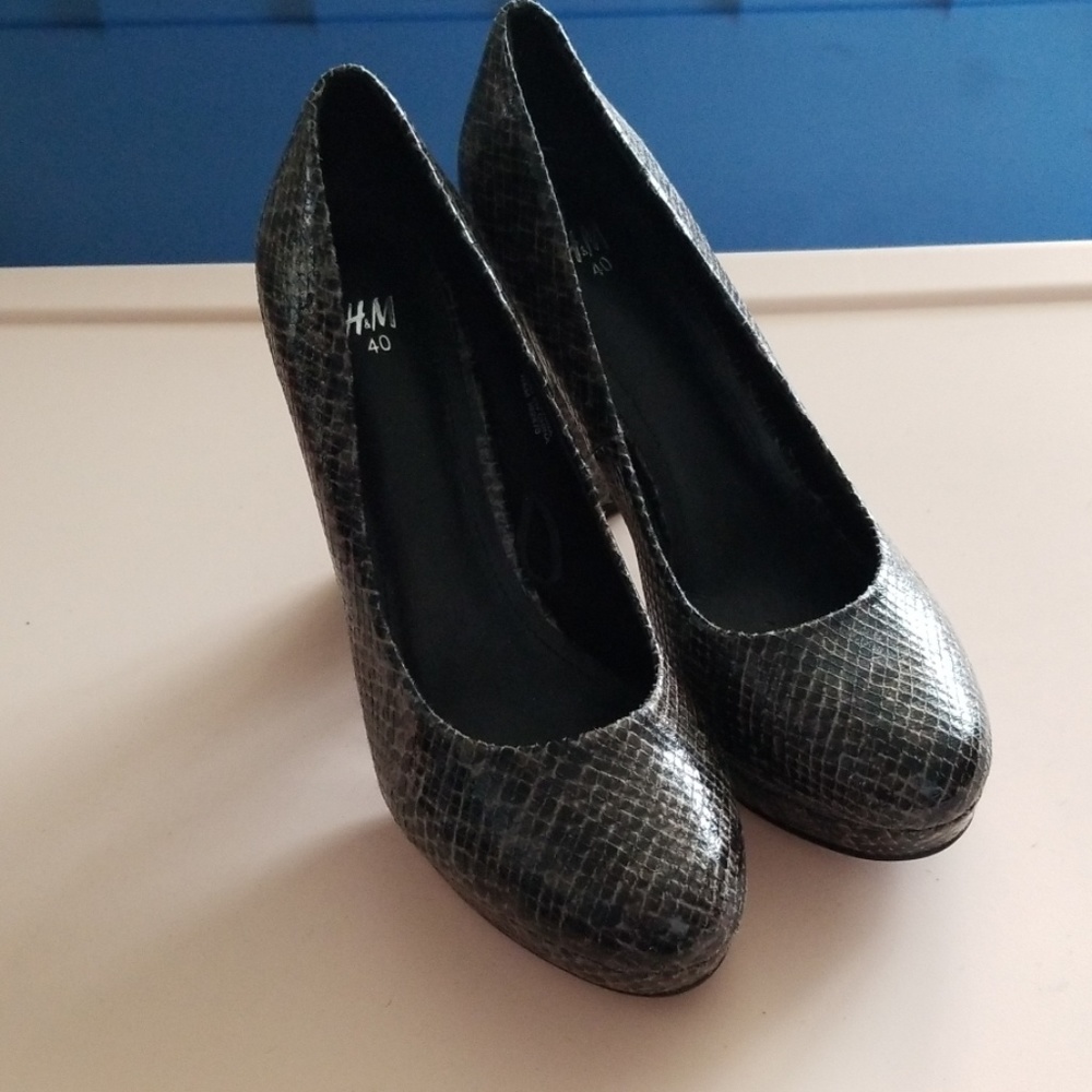 H & M Platform heels